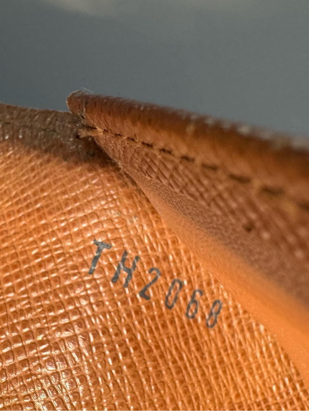 Louis Vuitton Brown Monogram Sarah Long Wallet in Brown - Picture 13 of 16